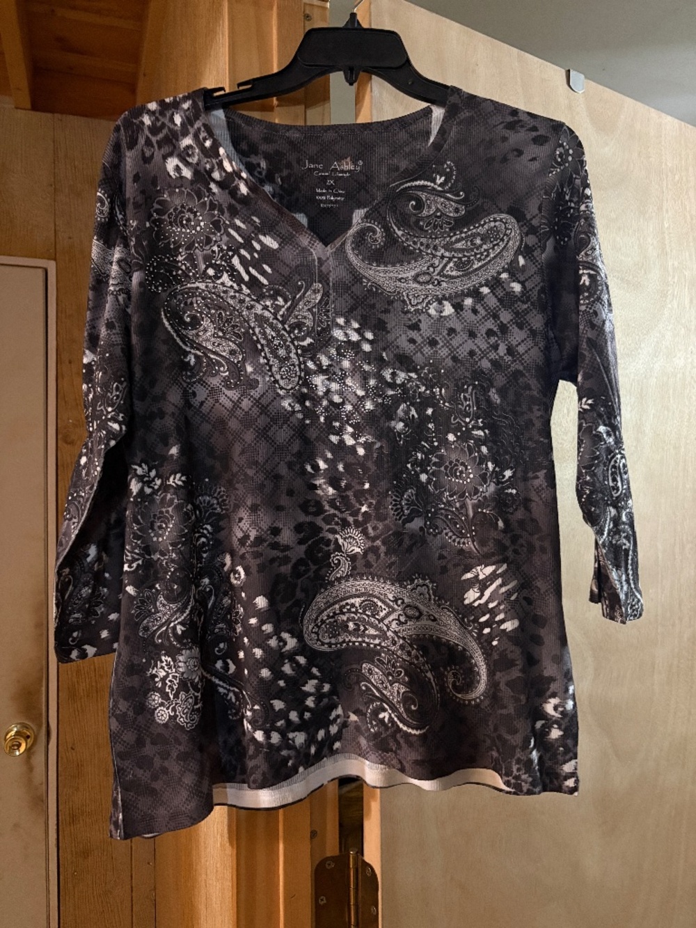Black Blouse 3/4 sleeve